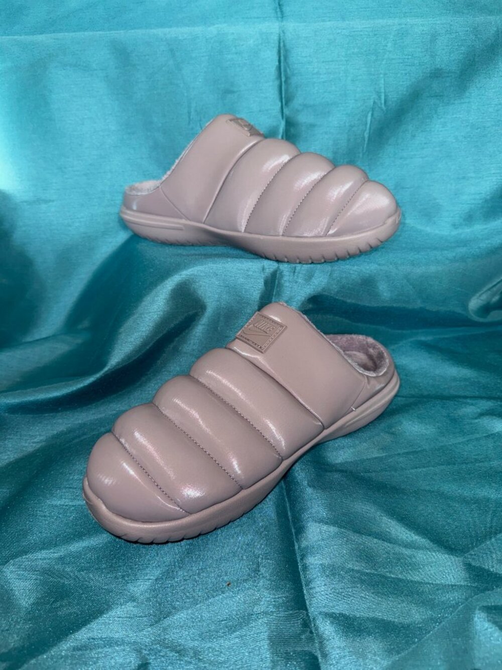 Women's Nike Burrow SE Slippers Light Violet Ore Colorway/purple/lavender Size 8